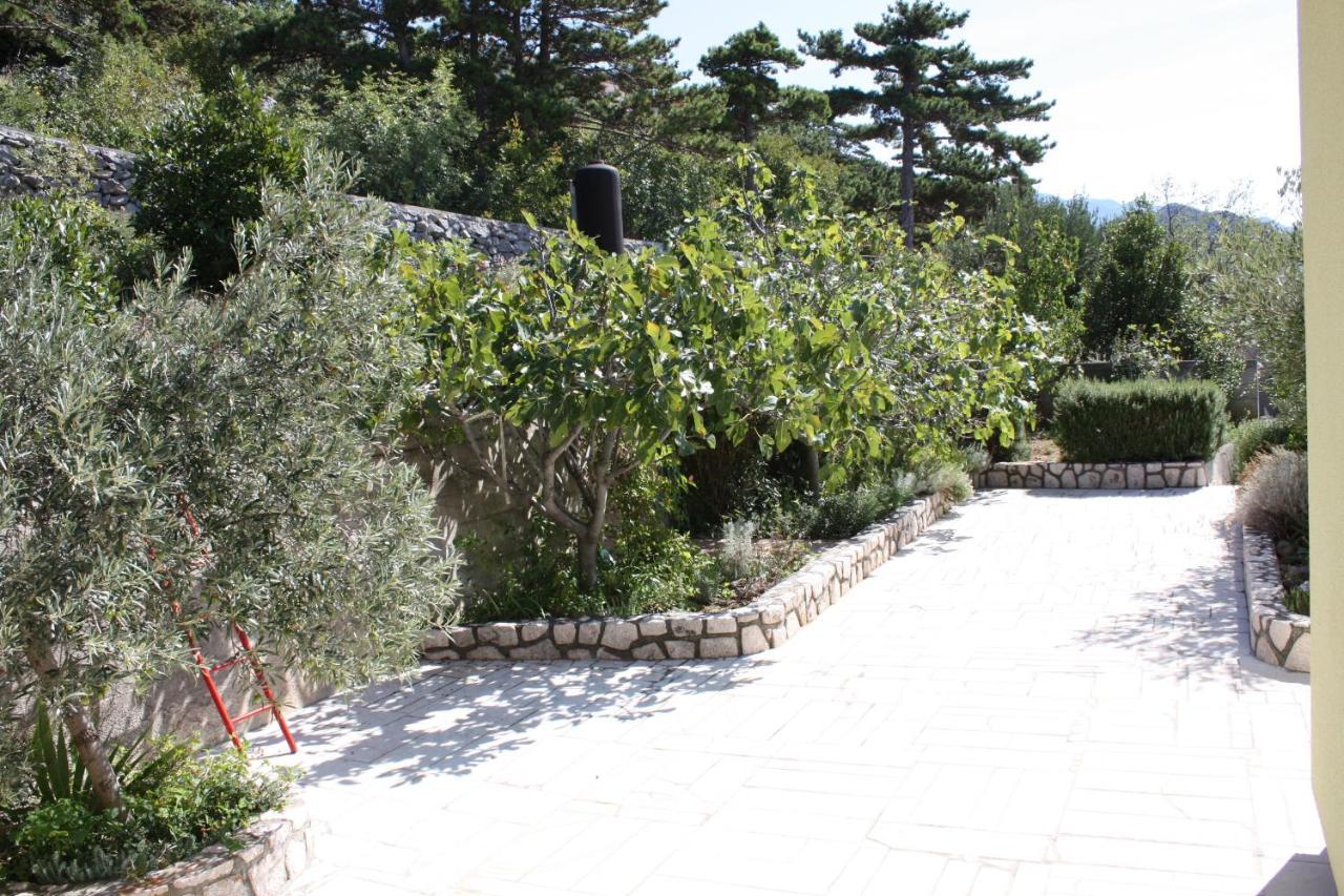 סווטי יוראי Apartments Lidija מראה חיצוני תמונה