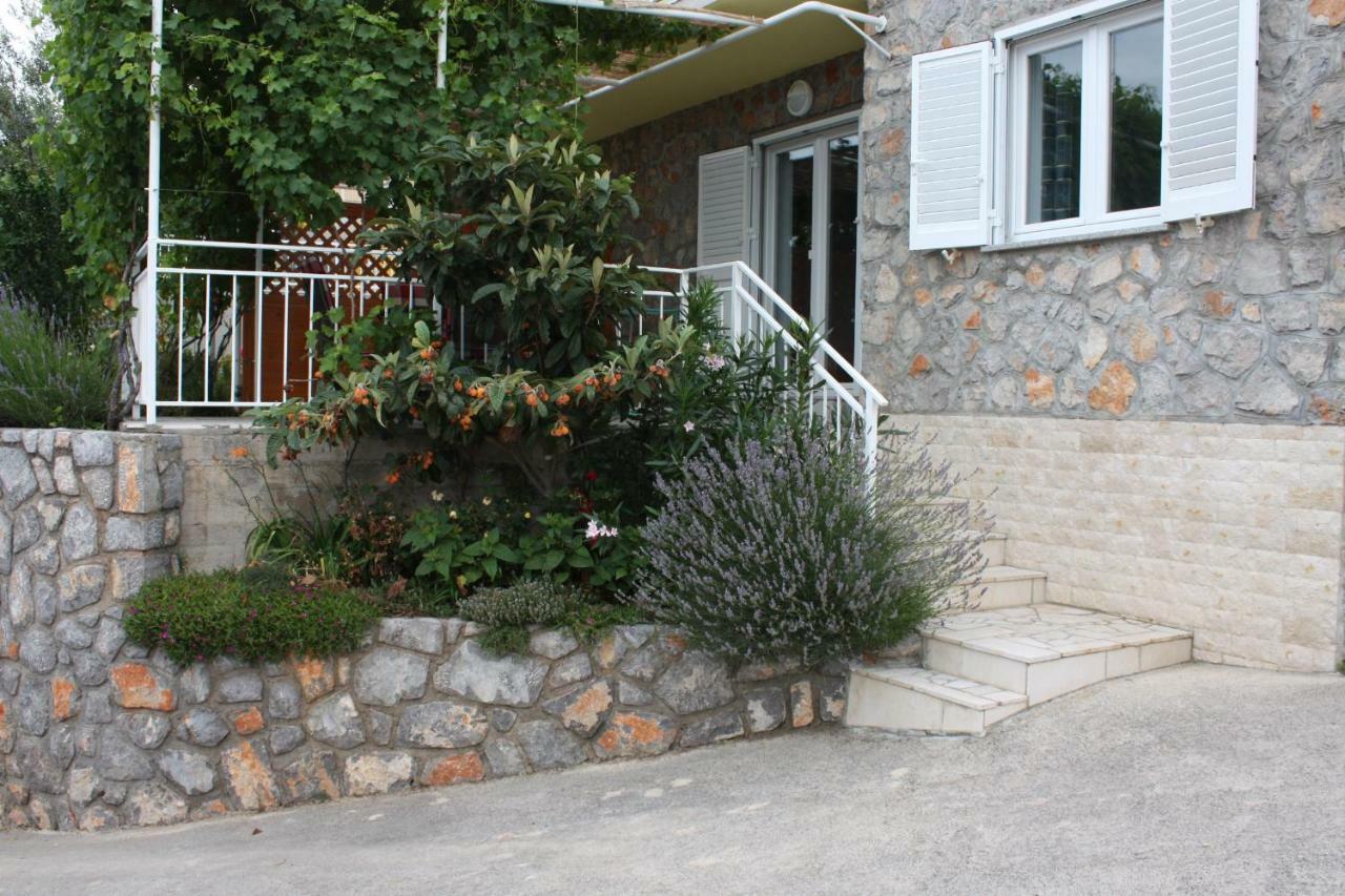 סווטי יוראי Apartments Lidija מראה חיצוני תמונה
